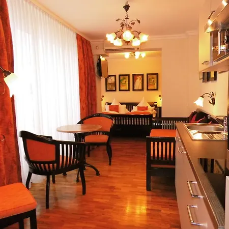 Aparthotel Guzulka & Restaurant Berlin Exterior photo