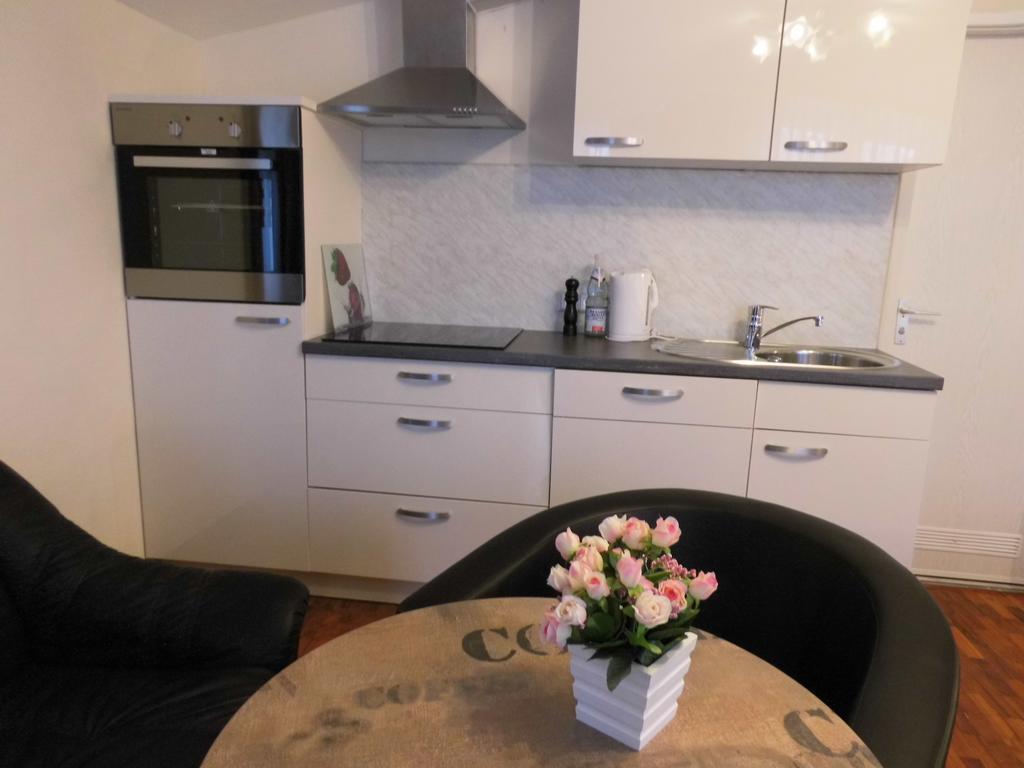 Aparthotel Guzulka & Restaurant Апарт-отель