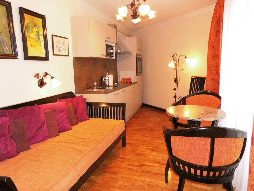 Апарт-отель Aparthotel Guzulka & Restaurant